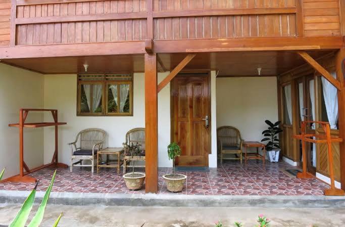 Two Fish Resort Lembeh Bitung Esterno foto